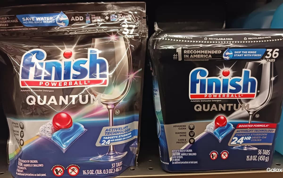 Finish Laundry Detergent Tabs package photo