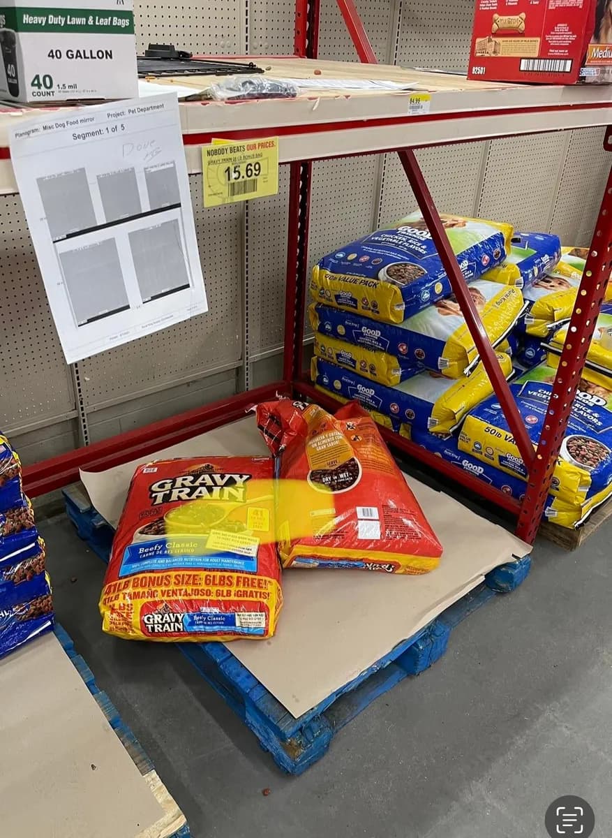 Gravy Train Dog food — 47lb to 35lb