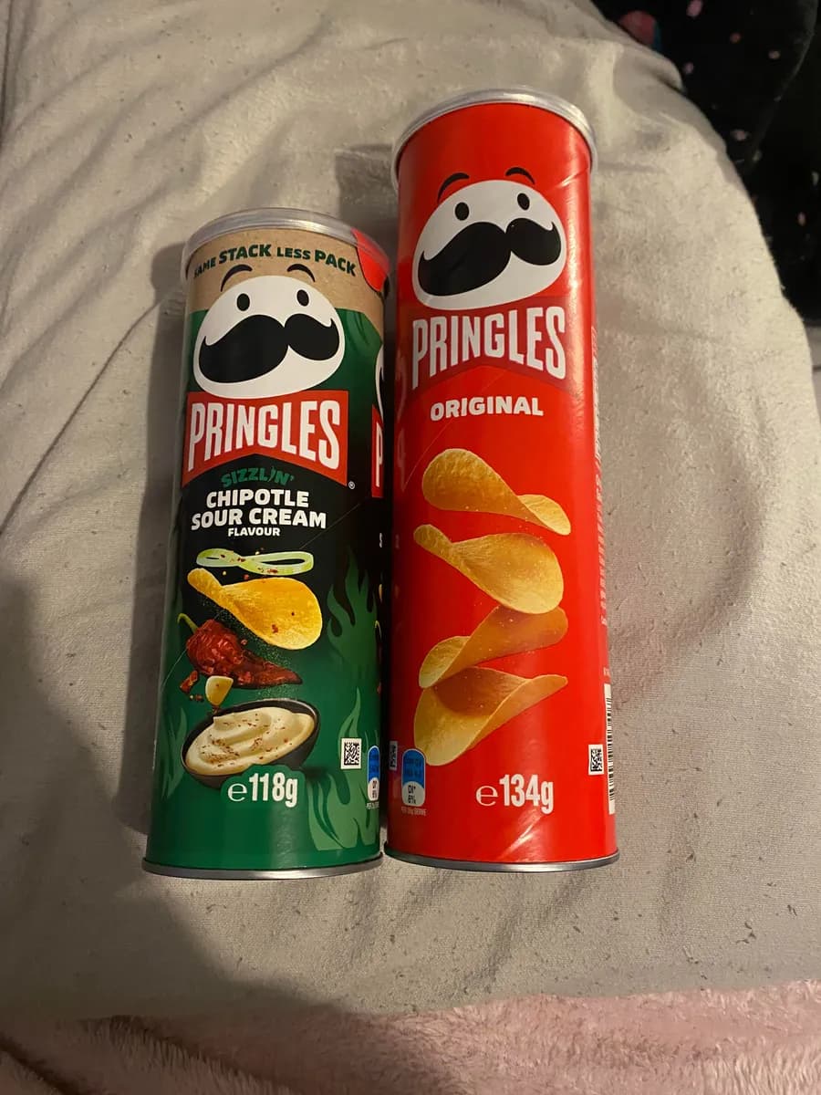 Kellogg Pringles package