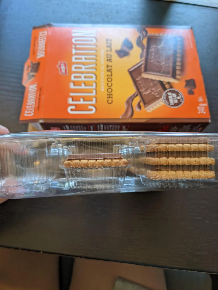 Mars Celebration cookies — 6ct to 4ct