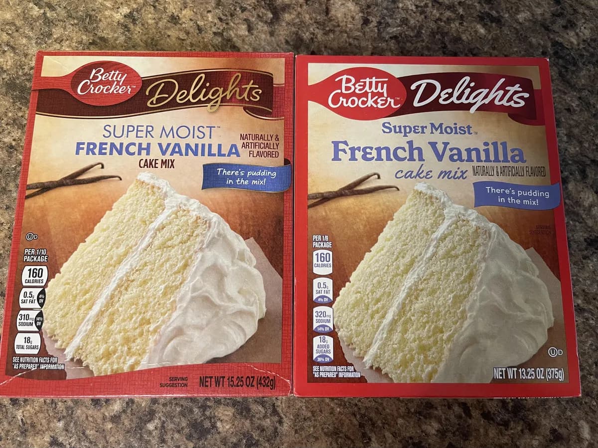 Betty Crocker White Almond Wedding Cake Mix package photo